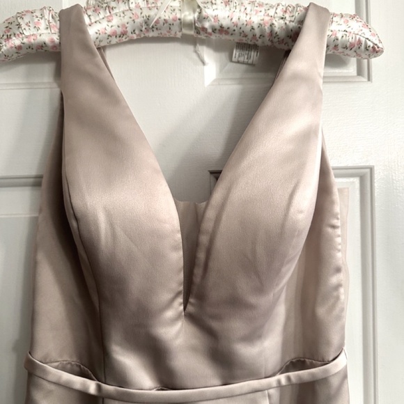 SORELLA VITA #9244 Size 12 - FORMAL AND SEXY BRIDESMAID DRESS WITH SIDE CUTOUTS - Picture 1 of 15